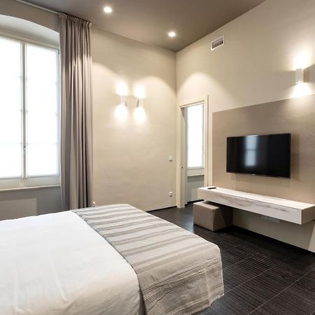 Salina Luxury Suites Parma Eksteriør bilde