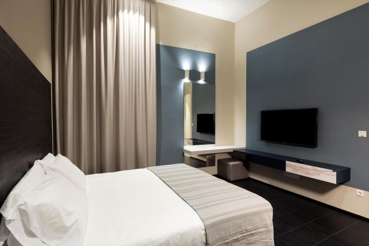 Salina Luxury Suites Parma Eksteriør bilde