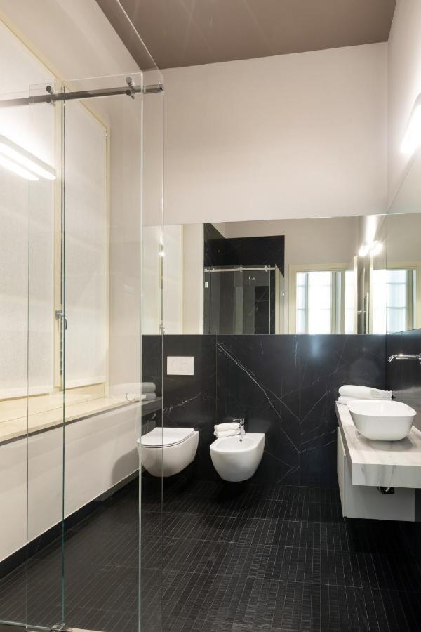 Salina Luxury Suites Parma Eksteriør bilde